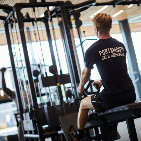 Photo of visitor exercising on weighted rowing machineRavelin Internal Photos