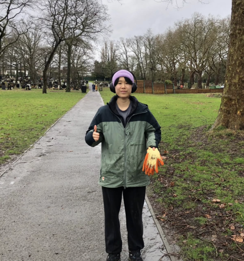 Amelia volunteering